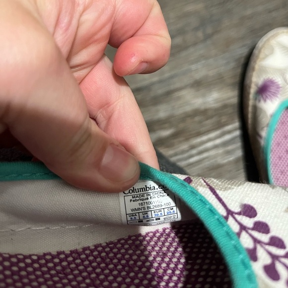 Columbia Vulc N Vent Bettie Slip-on Flats Sneakers - Picture 5 of 5